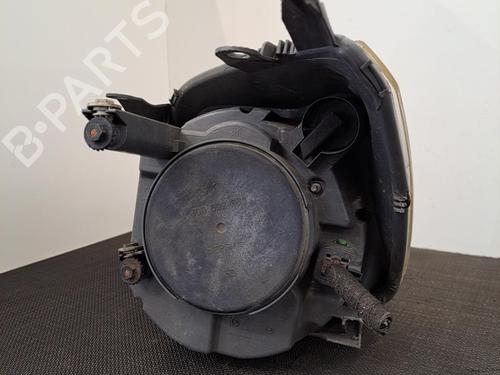 Right headlight FORD FIESTA V (JH_, JD_) 1.6 16V | BP28396875C29 