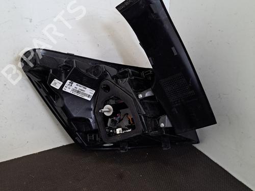 Used Right taillight Right taillight 28390277 28390277