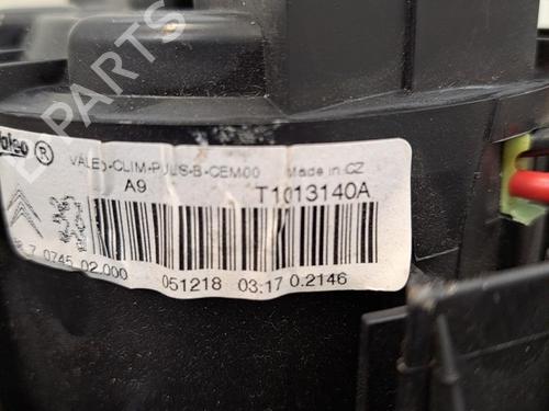 Used Heater blower motor Heater blower motor PEUGEOT 208 I (CA_, CC_) 1.5 BlueHDI 100 (102 hp) 28397182 28397182