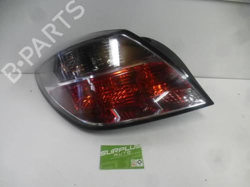 Venstre Baklys OPEL ASTRA H GTC (A04) 1.7 CDTI (L08) (125 hp) 28411326