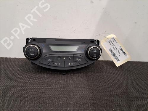 Climate control TOYOTA YARIS (_P13_) 1.5 Hybrid (NHP130_, NHP130) | BP28391037I5 