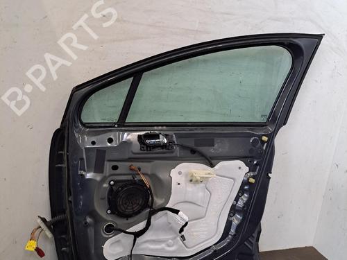 Used Right front door Right front door 36984601 36984601