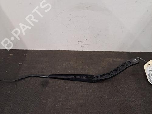 Front windshield wiper arm RENAULT MEGANE IV Hatchback (B9A/M/N_) 1.5 Blue dCi 115 (B9A6) | BP28403824C143