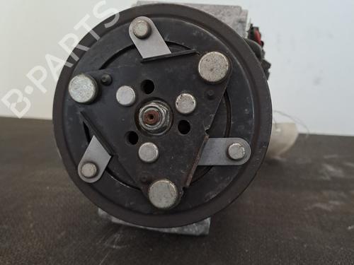 AC Kompressor RENAULT MEGANE IV Hatchback (B9A/M/N_) 1.3 TCe 140 (B9NB) (140 hp) 28395961