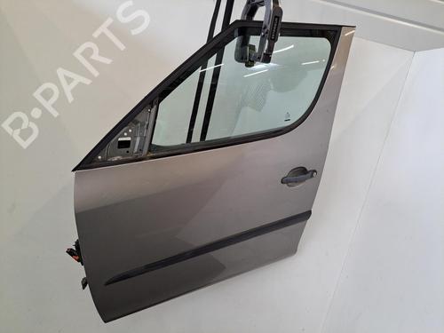 Used Left front door SKODA ROOMSTER (5J7) 1.4 TDI (80 hp) 28402499