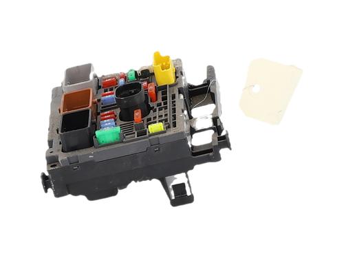 Used Fuse box Fuse box 39631075 39631075