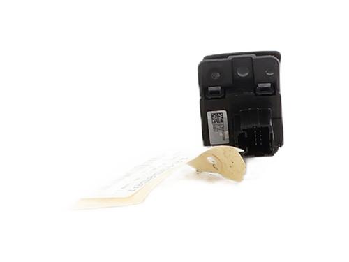 switch-fiat-500x-334_-2014-36441951 main image
