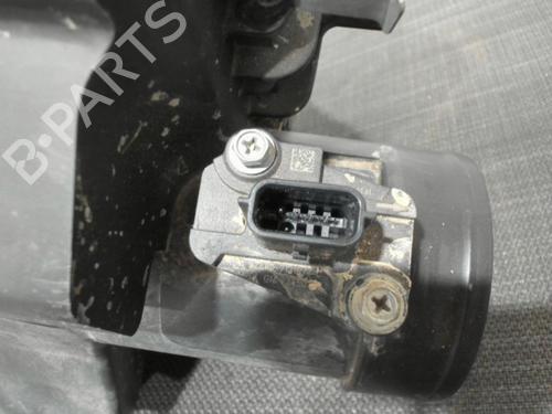 Used Air filter box Air filter box RENAULT KADJAR (HA_, HL_) 1.6 dCi 130 4x4 (HLA4) (130 hp) 28399874 28399874