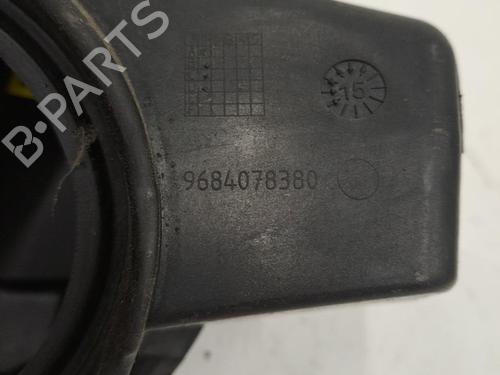 Fuel flap PEUGEOT 5008 (0U_, 0E_) 1.6 BlueHDi 120 | BP28390964C131