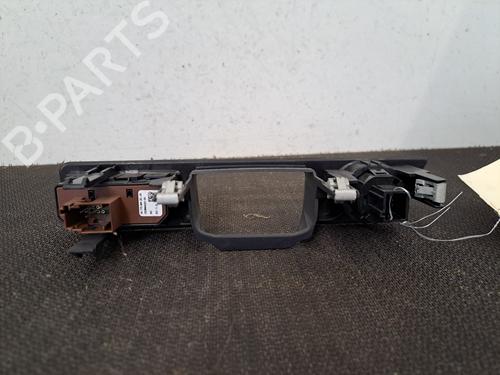 switch-peugeot-508-sw-i-8e_-2010-2011-2012-2013-2014-2015-2016-2017-2018-28397753 main image