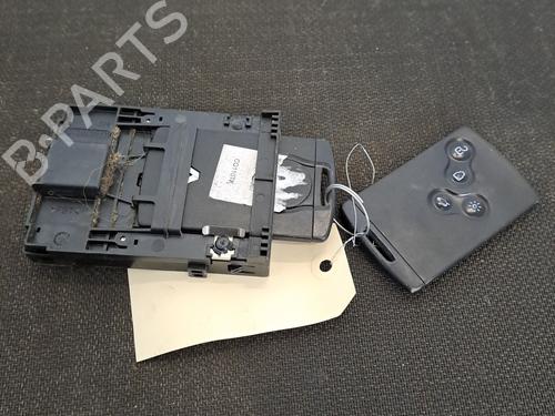Used Card reader RENAULT SCÉNIC III (JZ0/1_) 1.5 dCi (110 hp) 28389847