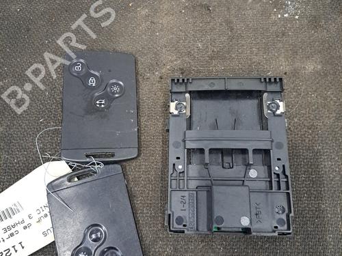Used Card reader RENAULT SCÉNIC III (JZ0/1_) 1.5 dCi (110 hp) 30101004