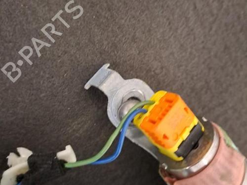 Used Right curtain airbag VW GOLF VII (5G1, BQ1, BE1, BE2) 1.4 GTE Hybrid (204 hp) 28401676