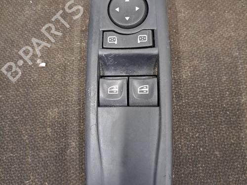 Used Left front window switch RENAULT MEGANE III Coupe (DZ0/1_) 1.6 dCi (DZ00, DZ12, DZ2A, DZ13) (130 hp) 30340063