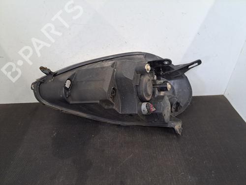 Right headlight FIAT GRANDE PUNTO (199_) 1.3 D Multijet | BP28403429C29
