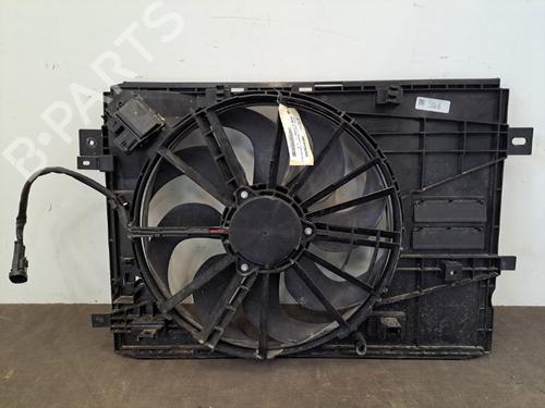 Used Radiator fan Radiator fan PEUGEOT 3008 II SUV (MC_, MR_, MJ_, M4_) 1.5 BlueHDi 130 (131 hp) 28393397 28393397