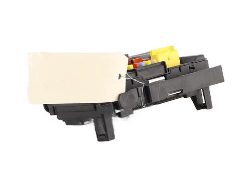 Fuse box PEUGEOT 1007 (KM_) 1.4 HDi | BP33476058E1 - Image 5