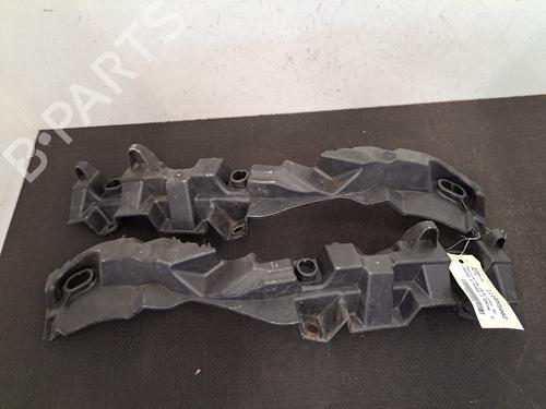 Used Front bumper bracket RENAULT LAGUNA III Grandtour (KT0/1) 2.0 dCi (KT07, KT0J, KT14, KT1A, KT1S) (131 hp) 29456251