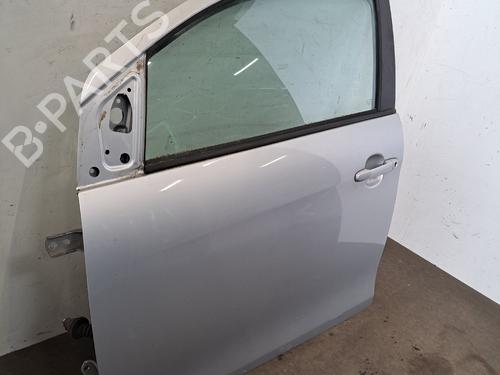 left-front-door-toyota-aygo-_b4_-2014-35926077 main image