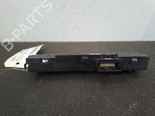 Warning switch RENAULT CLIO V (B7_) 1.6 E-TECH 140 (B7MU) | BP28397658I22 - Image 2