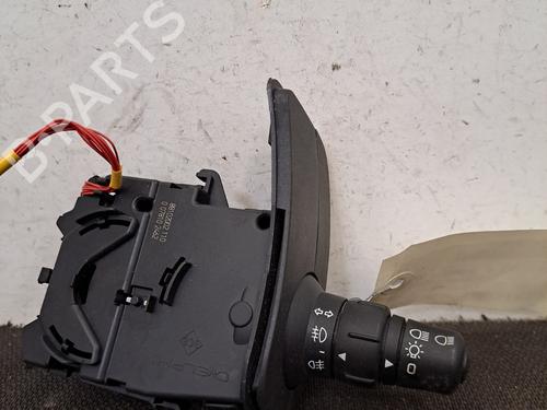 Used Switch RENAULT CLIO III (BR0/1, CR0/1) 1.2 16V (BR02, BR0J, BR11, CR02, CR0J, CR11) (75 hp) 28409045