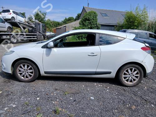 Brugte RENAULT MEGANE III Coupe (DZ0/1_) 1.5 dCi (DZ09, DZ0D, DZ1F, DZ1G, DZ14, DZ29) 4923643