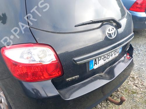 Brugte TOYOTA AURIS (_E15_) 2.0 D-4D (ADE150_, ADE150R) (126 hp) 4415634