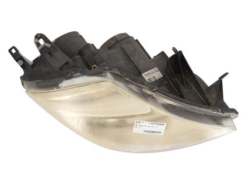 Right headlight CITROËN C8 (EA_, EB_) 2.0 HDi 165 | BP31345319C29 