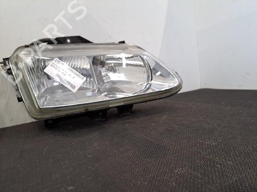 Used Right headlight RENAULT ESPACE III (JE0_) 2.2 dCi (JE0K) (130 hp) 28409092