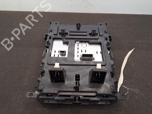 Display monitor RENAULT MEGANE IV Hatchback (B9A/M/N_) 1.3 TCe 140 (B9NB) | BP28390356C48 