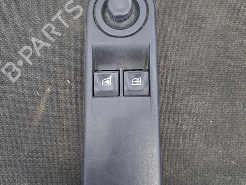 Used Left front window switch RENAULT CLIO IV (BH_) 1.5 dCi 75 (75 hp) 29843255