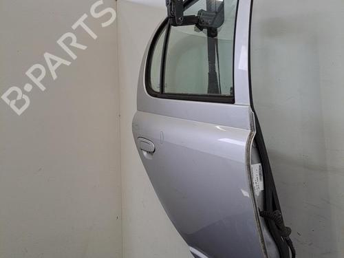 Used Right rear door TOYOTA YARIS (_P1_) 1.4 D-4D (NLP10_, NLP10R) (75 hp) 28408154
