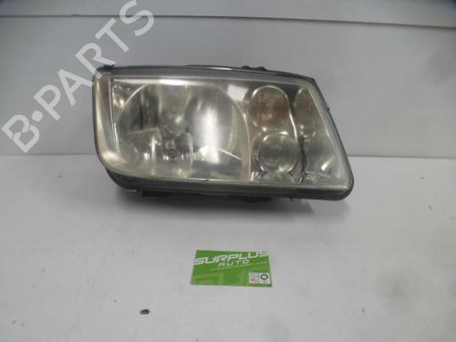 Used Right headlight VW BORA I (1J2) 1.9 TDI (110 hp) 28411276