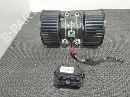 Used Heater blower motor RENAULT MEGANE III Grandtour (KZ0/1) 1.5 dCi (KZ09, KZ0D, KZ1G, KZ29, KZ14, KZ1W, KZ10, KZ1F,... (110 hp) 28410678