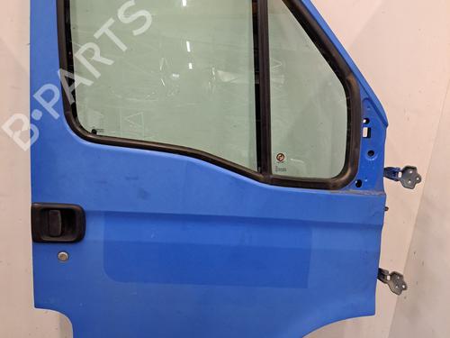 Used Right front door RENAULT MASTER II Van (FD) 2.5 dCi (FD02) (101 hp) 28392650