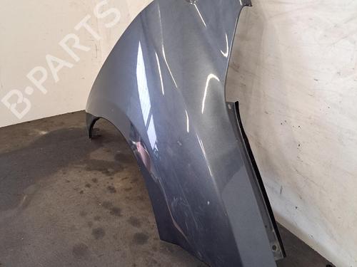Used Right front fenders Right front fenders 37163974 37163974