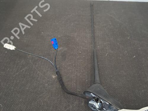 Used Antenna/Base PEUGEOT 208 I (CA_, CC_) 1.2 VTI 82 (82 hp) 28389410