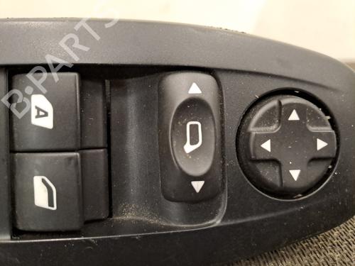 Left front window switch PEUGEOT 208 I (CA_, CC_) 1.2 VTI 82 | BP28403747I27