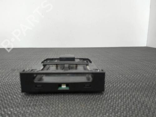 Lettore di schede RENAULT SCÉNIC III (JZ0/1_) 1.9 dCi (JZ0J, JZ1J, JZ1K, JZ1S) (131 hp) 28405664