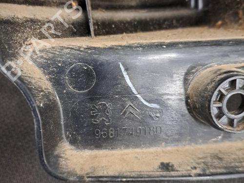 right-taillight-citroen-c3-picasso-sh_-2008-29749220 main image