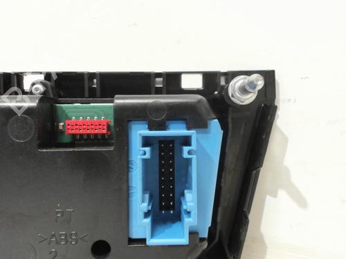 climate-control-bmw-5-touring-f11-2009-2010-2011-2012-2013-2014-2015-2016-2017-28405780 main image