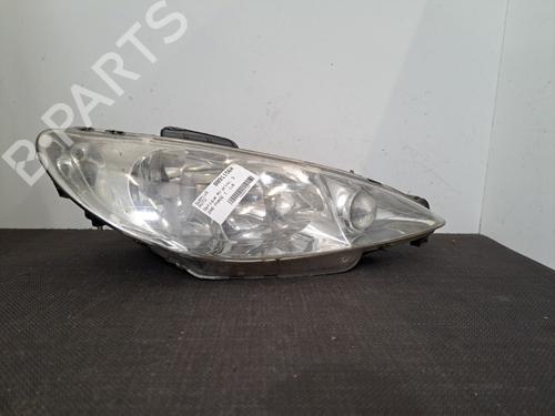 Used Right headlight PEUGEOT 206 Hatchback (2A/C) 1.6 i (89 hp) 28409951