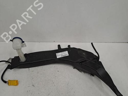 Used Windscreen washer tank PEUGEOT 308 SW II (LC_, LJ_, LR_, LX_, L4_) 1.2 THP 130 (131 hp) 28390671