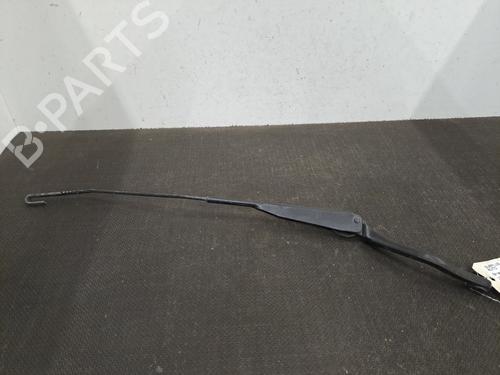 Used Front windshield wiper arm PEUGEOT 106 II (1A_, 1C_) 1.0 i (50 hp) 28392079