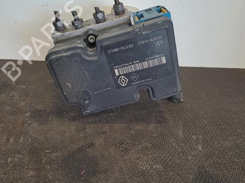 Used ABS pump ABS pump RENAULT TWINGO II (CN0_) 1.2 16V (CN04, CN0B) (75 hp) 39939932 39939932