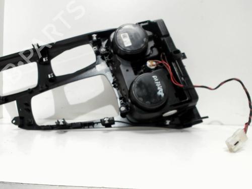 Used Middle console Middle console BMW 5 Touring (F11) 518 d (150 hp) 28405774 28405774