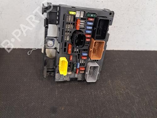 Fuse box PEUGEOT 308 I (4A_, 4C_) 1.6 HDi | BP28409028E1 
