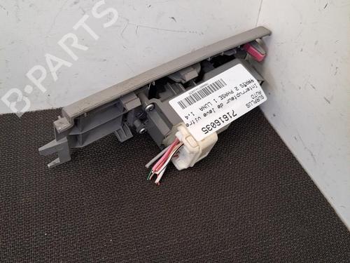 Used Left front window switch Left front window switch TOYOTA YARIS (_P9_) 1.4 D-4D (NLP90_, NLP90R) (90 hp) 28408271 28408271