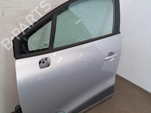 Used Left front door Left front door 37748877 37748877
