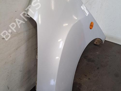 Used Left front fenders Left front fenders 37163972 37163972